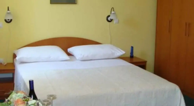 Klaudija’s Charming Apartments & Rooms, Забронировать Апартаменты/квартира Трогир Ciovo Island