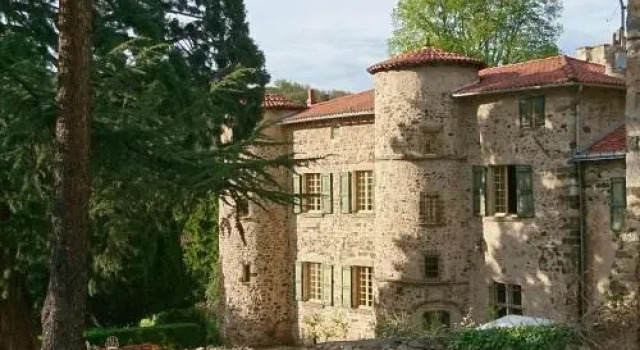Chateau Paysan ecolobio de Durianne, Prenota Hotel Hotel a Alvernia con parcheggio, Parcheggio