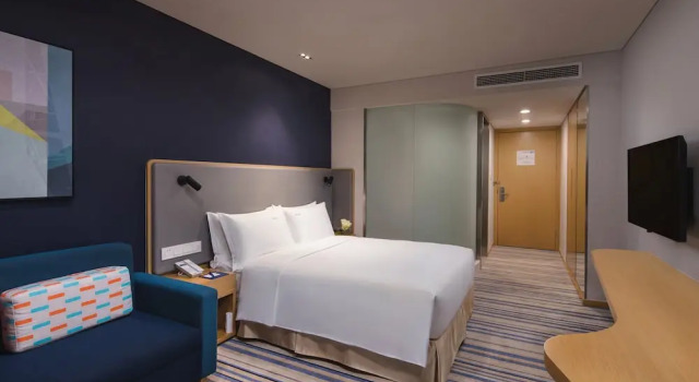 Двухместный номер Standard с видом на город Holiday Inn Express Wuxi Taihu New City by IHG