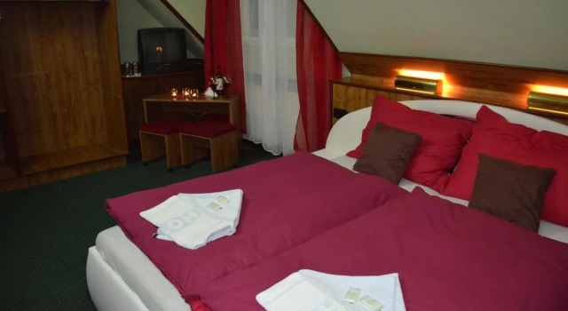 Penzion Landštejnský dvůr, Reserva ahora Hotel Slavonice Czech Canada