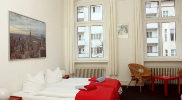 Pension Kreuzberg, Réserver Hôtel Arrondissement de Friedrichshain-Kreuzberg Berlin, près de Chamissoplatz