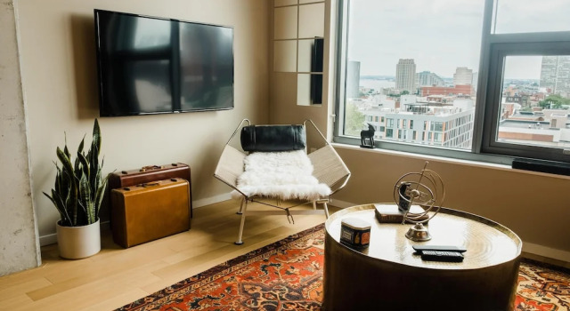 Modern & Uniquely Designed Suite in Old City, Забронировать Отель Отели Филадельфии 3 звезды, рядом с Концертная площадка BB&amp;T Pavilion, 3*