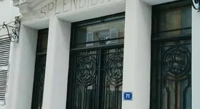 Nouveau Studio les fées draps inclus café thé à disposition, Prenota Appartamento Hotel a Alvernia con parcheggio, Parcheggio