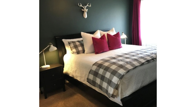 Arendelle 2 Bedrooms 1.5 Bathroom Condo
