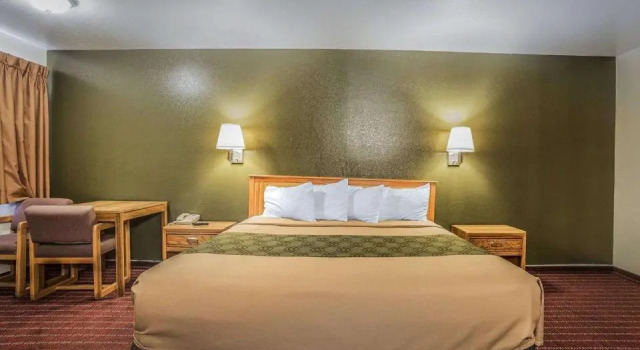 Номер Standard Rodeway Inn Hurricane - Zion National Park Area