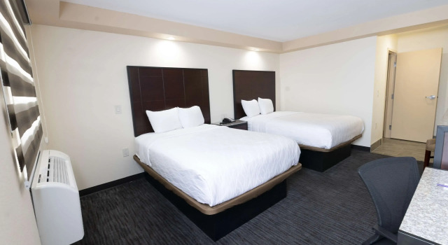 Четырёхместный номер Deluxe Knights Inn South Amboy