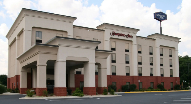 Hampton Inn Martinsburg South-Inwood, Rezervați Hotel Inwood 