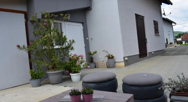 House Burić, Rezerwuj Hotel Otocac 