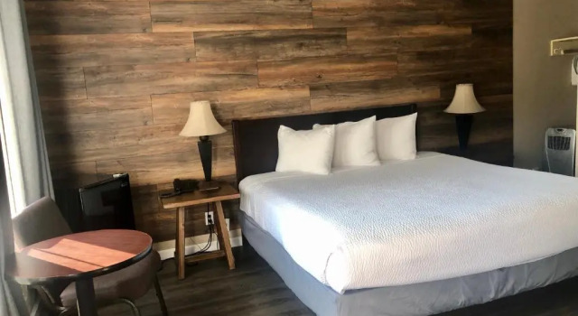 Номер Standard Inn By the Bay Monterey