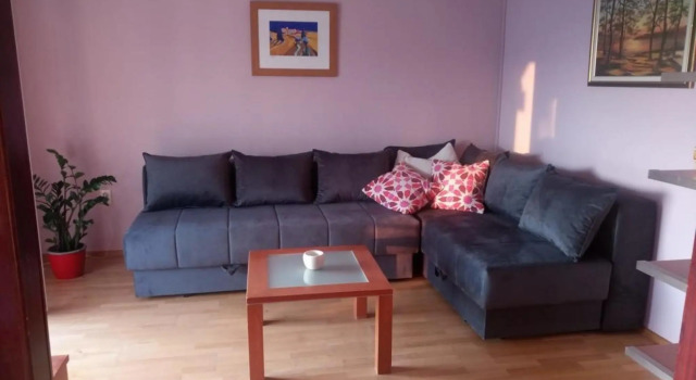 Stan - 150m from the sea - A2 prizemlje(4+2), Rezerwuj Hotel Hotele w Split Region z parkingiem, Parking