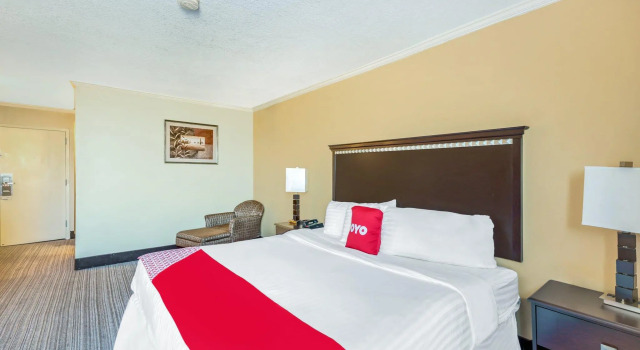 Полулюкс Quality Inn & Suites Nacogdoches
