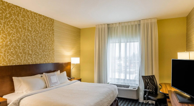 Двухместный номер Standard Fairfield Inn & Suites by Marriott Butte