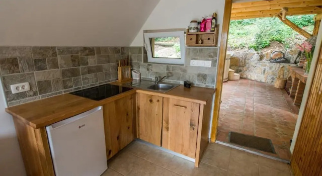 Коттедж Vineyard Cottage Rataj 1