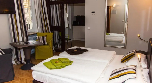 Studio Apartment