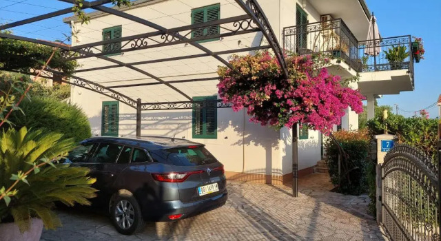 Kjara Apartments