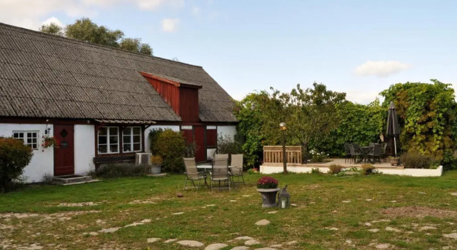 Rusthållaregården i Edenryd, Book Hotel  