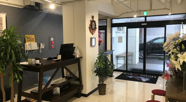 Hotel Wave, Забронировать Отель Отели Наха с парковкой, рядом с Томарин - Портовый терминал Томари, Парковка