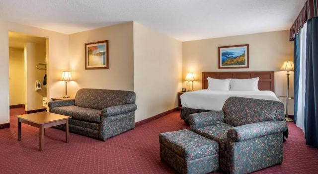 Люкс Comfort Inn & Suites Lake George
