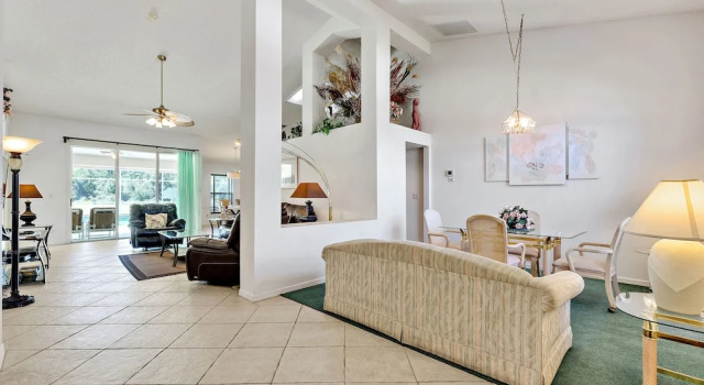 Pvt Water Views : Tranquil, Tropical 5 Beds w/ Spa
