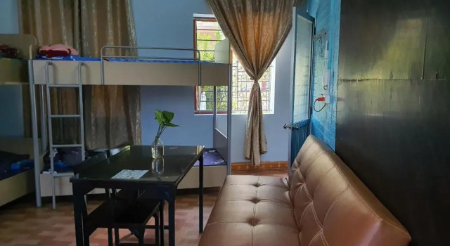 Кровать в общем номере Nha Xanh Ha Long Homestay