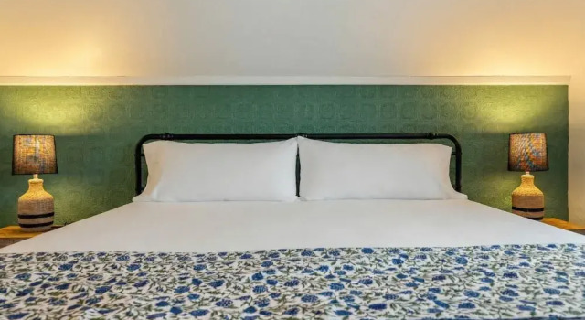 The Curator's Retreat For 8, Buchen Sie Ferienhaus  