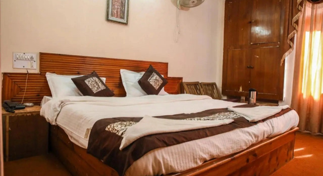 Hotel Century Gangri