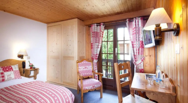 Номер Standard B & B Hôtel Aux Mille Etoiles