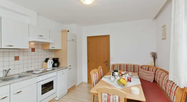 Апартаменты Beautiful Apartment With Large, Sunny Balcony