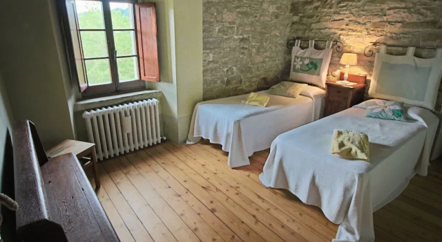 Farmhouse in Apecchio With Pool and Terrace, Rezerwuj Hotel Apecchio Marche