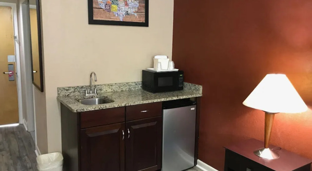 Люкс Econo Lodge Inn & Suites Old Saybrook - Westbrook