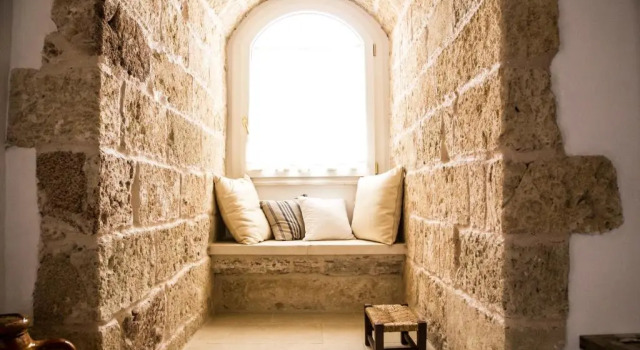 Люкс с балконом Corte di Bonifacio - Luxury Suites