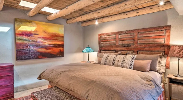 Chic Adobe-style Bungalow in Historic Santa Fe!, Varaa Lomakoti Santa Fe New Mexico