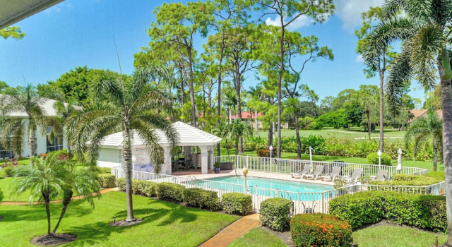 Snowbirds Welcome! Naples Resort Condo Near Golf, Rezervați Stațiune Lely Florida