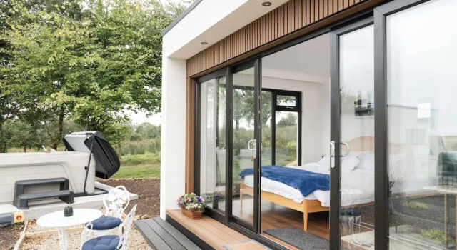 Luxury Waterfront Self-Catering Cabins