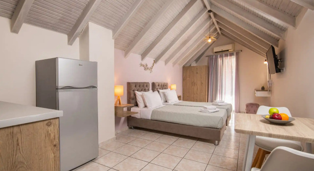 Четырёхместные апартаменты Koukos Loft Apartments