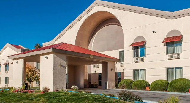 Comfort Inn Farmington, Varaa Hotelli Farmington New Mexico