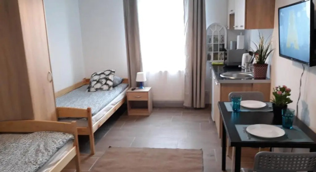 POKOJE - STUDIO GLIWICE I przy ONKOLOGII, Buchen Sie Ferienwohnung Gleiwitz 