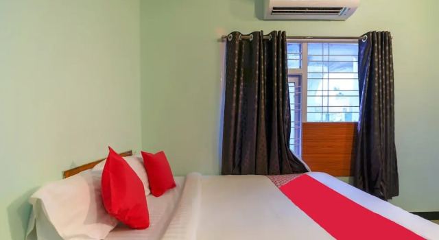 Двухместный номер Economy Hotel O Raja Residency Near Snow World