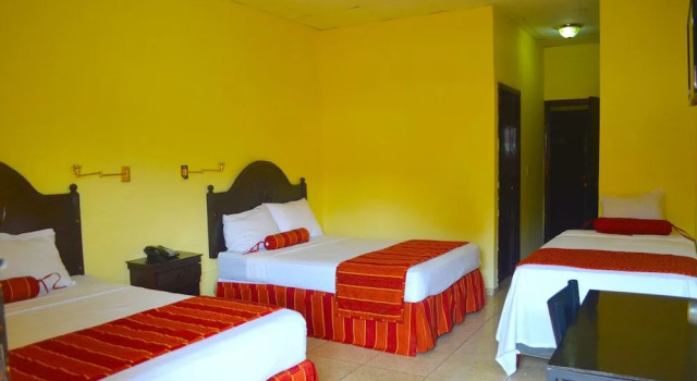 Hotel Plaza Palmero, Rezervovat Hotel Hotely v Cortés s parkováním, Parkování