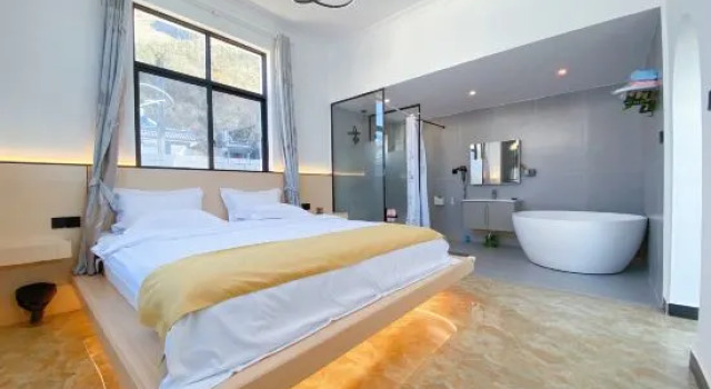 Suite doppia Deluxe con vista sul lago Er Su (Dali Store)