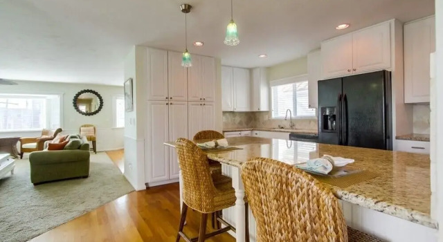 Little Big Pearl 4 Bedrooms 3 Bathrooms Home