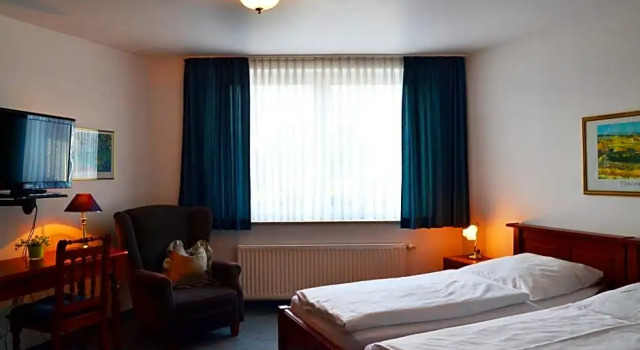 Номер Standard Mahlzeit - Hotel Brauhaus Weyhausen - Keramikstudio