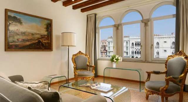 Апартаменты Deluxe с 2 комнатами Hotel LOrologio Venezia - WTB Hotels