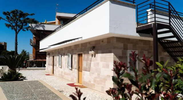 Villa Eletti - A Due Passi dai Sassi e dal centro città, Забронировать Вилла Виллы Матера, рядом с Центральный вокзал Матера, Вилла