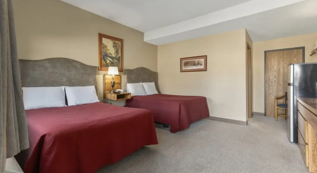 Standard- firedobbelt værelse Commander Motel