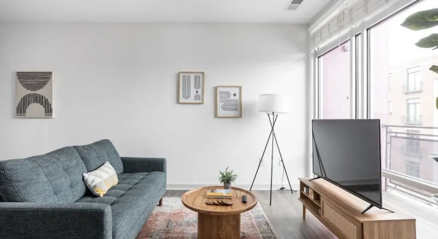Апартаменты CozySuites at  Bottleworks District