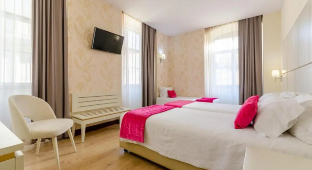 Трёхместный номер Standard Hotel LX Rossio