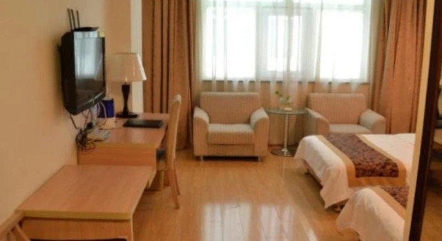 Super 8 Hotel Yazhong - Urumqi, Rezerwuj Hotel Urumqi Xinjiang