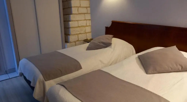 Номер Standard Brit Hotel Comtes De Champagne - Troyes Centre Historique