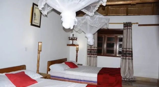 Kitojo Guest Cottages, Buchen Sie Pension Nationalparks Westuganda 
